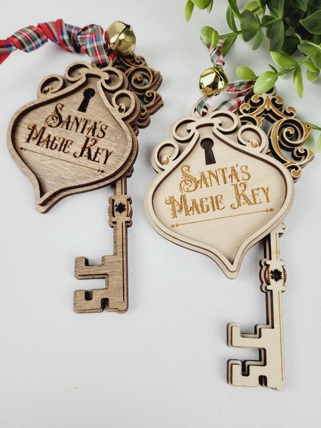 Rough Cut Dezigns, Wooden Santa Keys