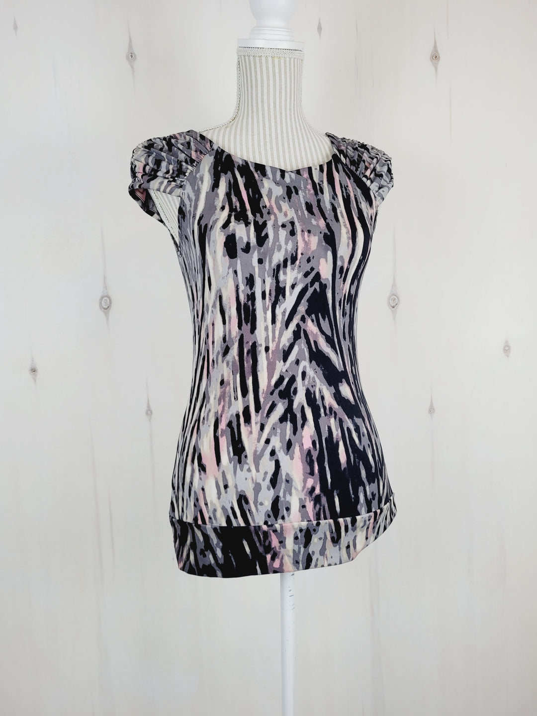 SUZY SHIER TOP LADIES SIZE APPROX MEDIUM PRE-LOVED