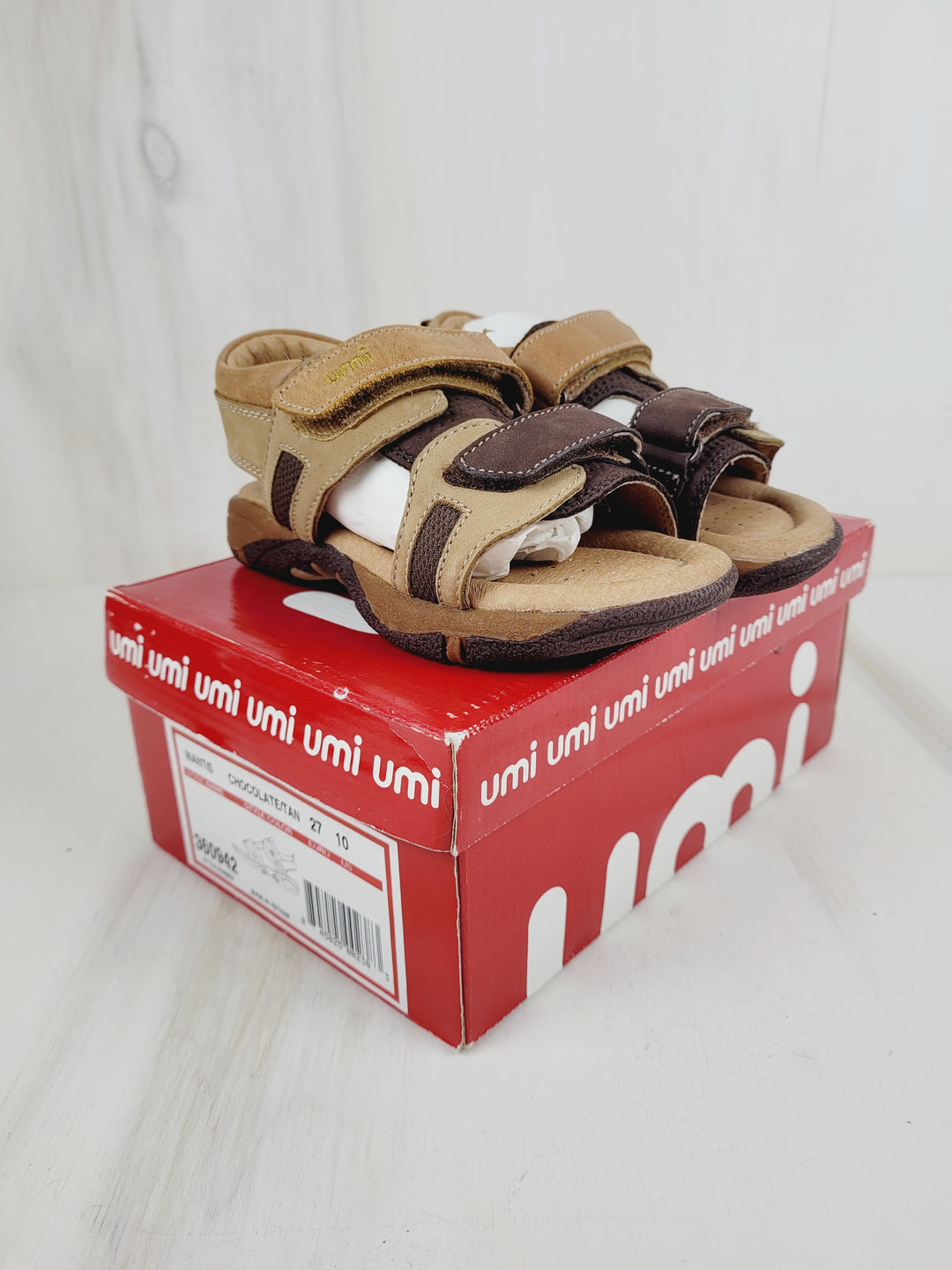 UMI LEATHER SANDALS KIDS SIZE 10 PRE-LOVED