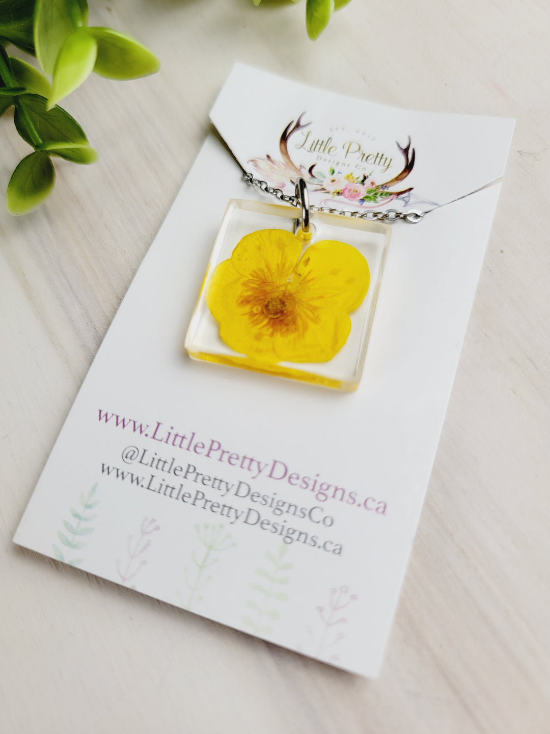 Little Pretty Designs, Pressed Flower Necklaces, Assorted Unframed