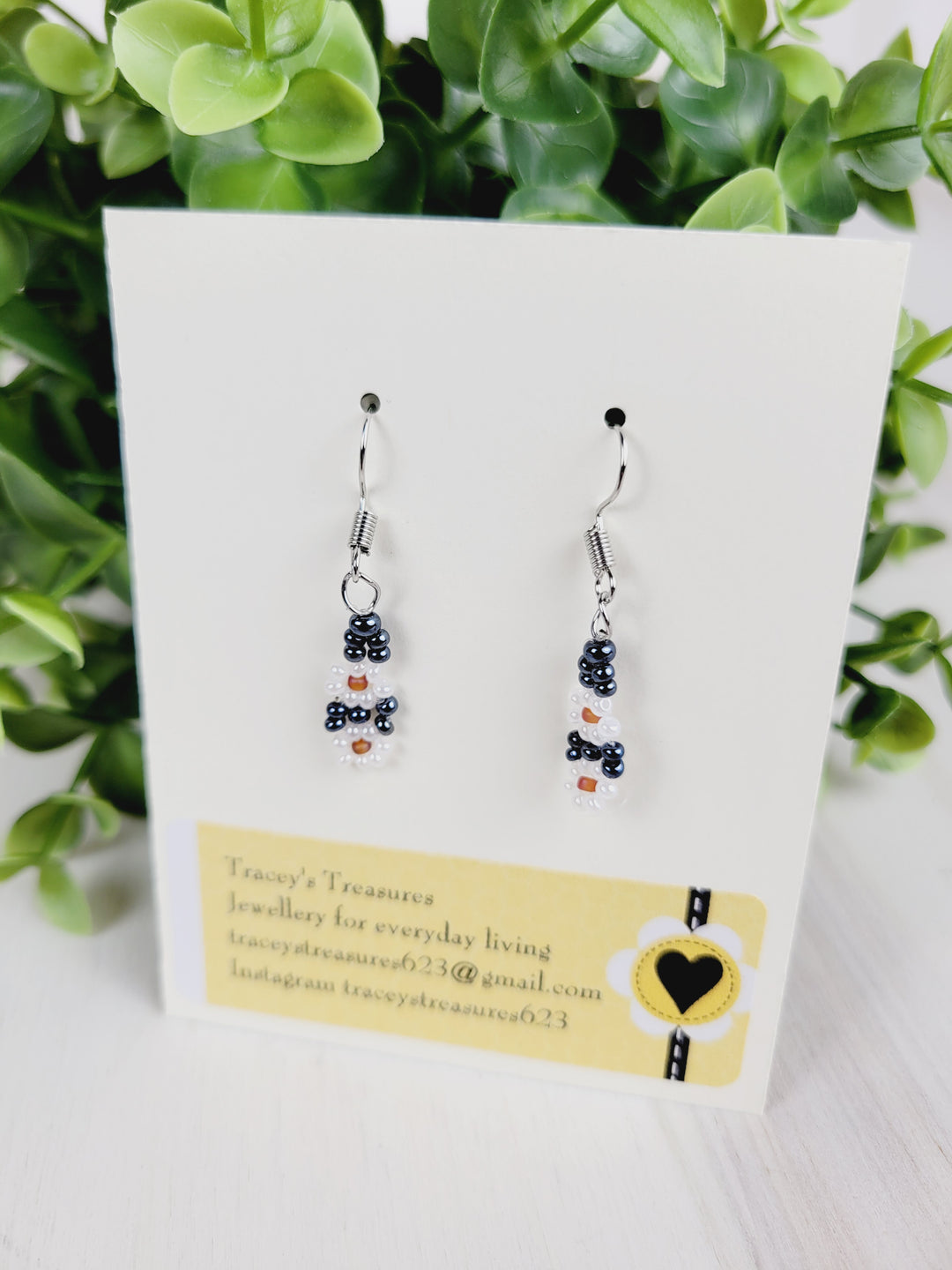 Tracey's Treasures, Dangle Earrings