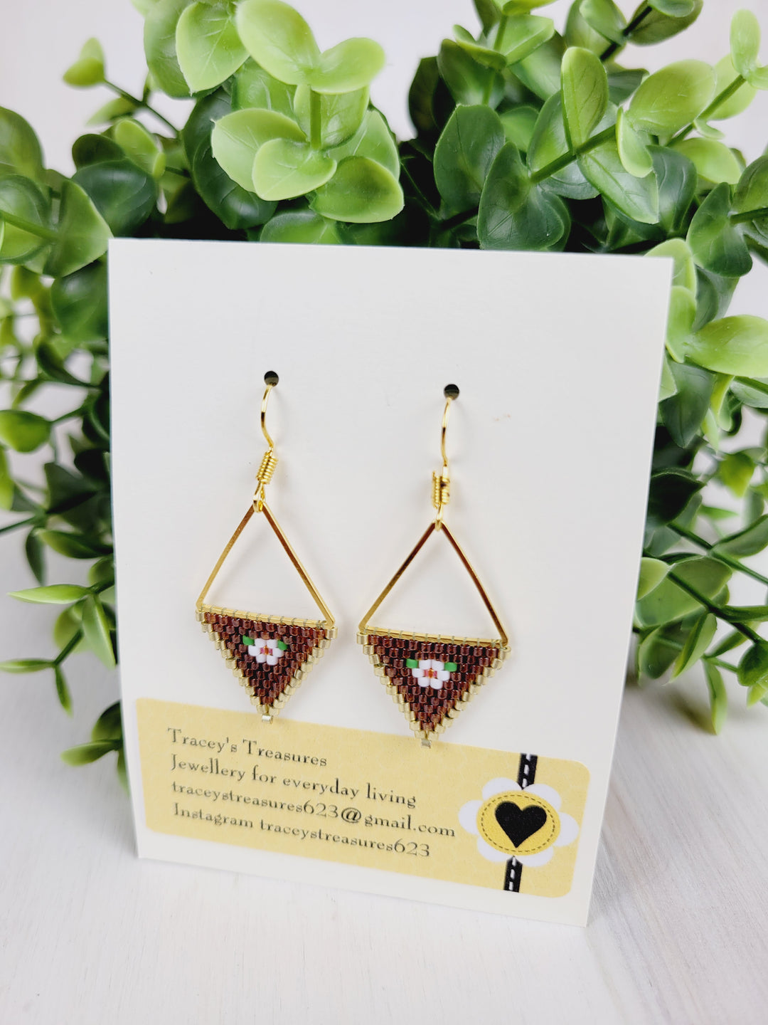 Tracey's Treasures, Dangle Earrings