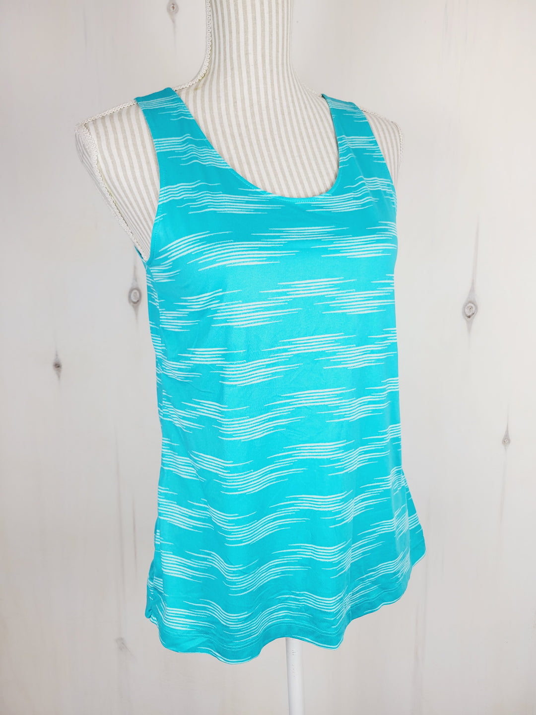 COLUMBIA ATHLETIC TANK LADIES MEDIUM PRE-LOVED