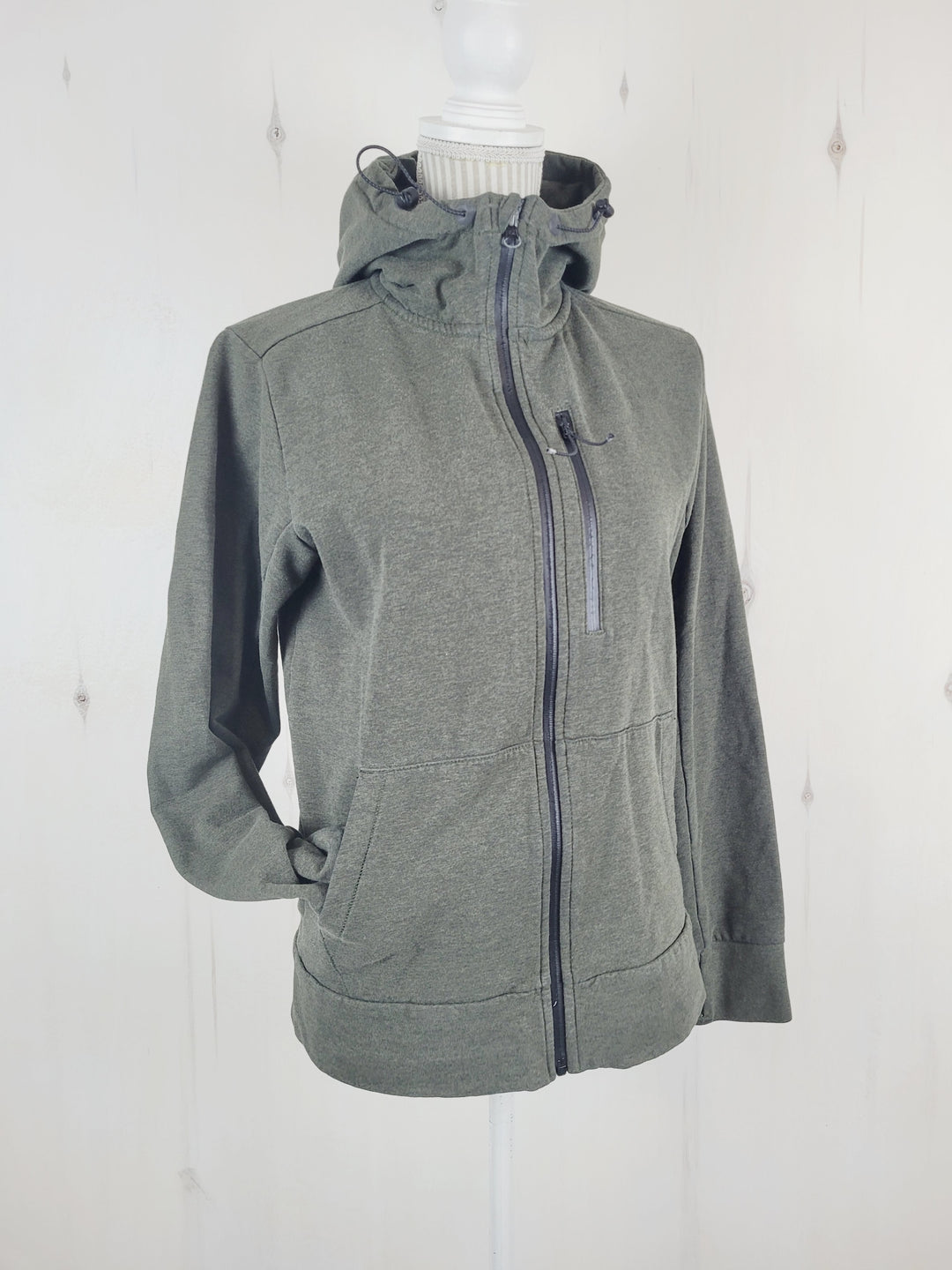 GAP FIT MOSS GREEN ZIP HOODIE LADIES XS PRE-LOVED