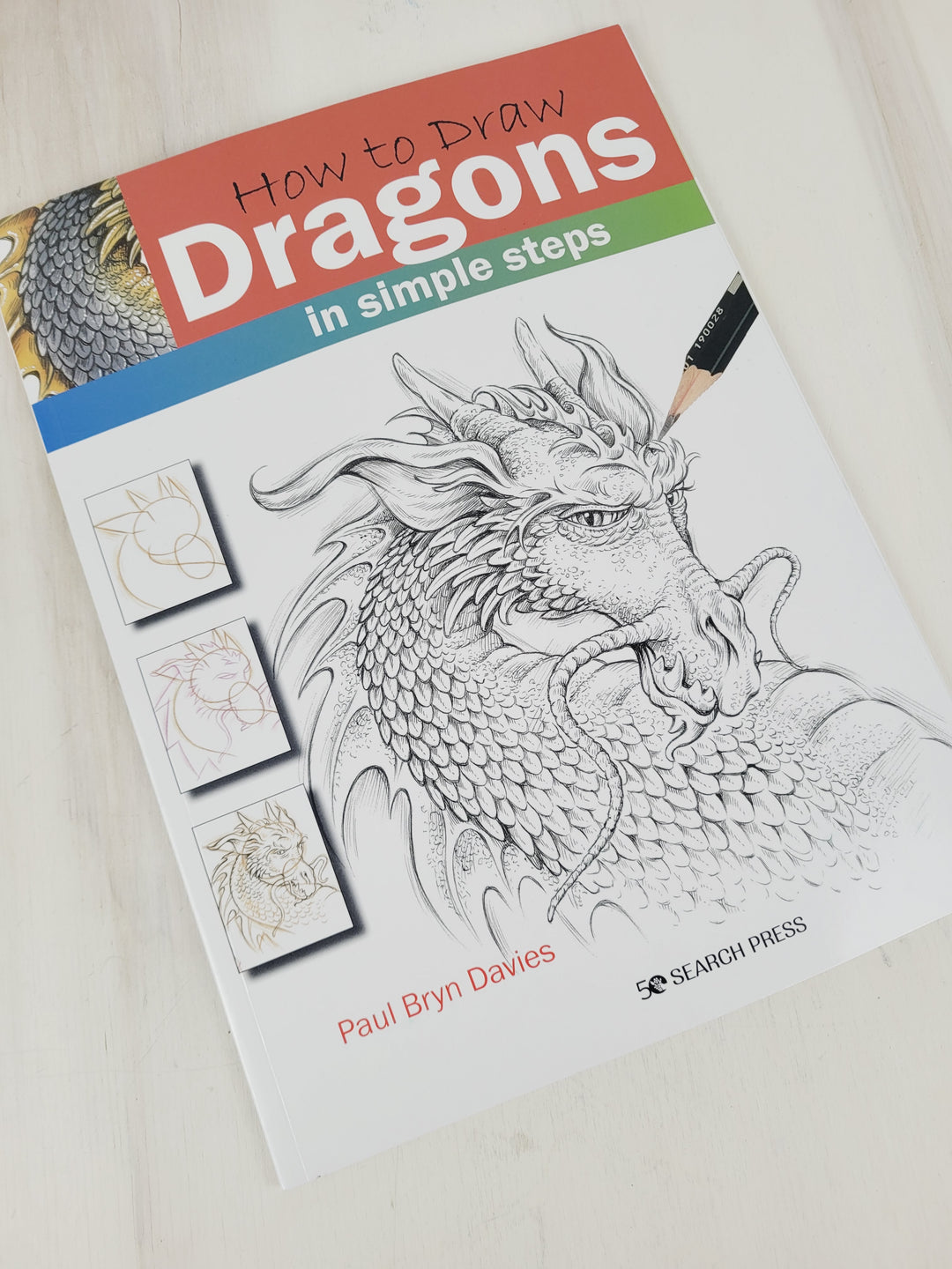 HOW TO DRAW DRAGONS BOOK PRE-LOVED