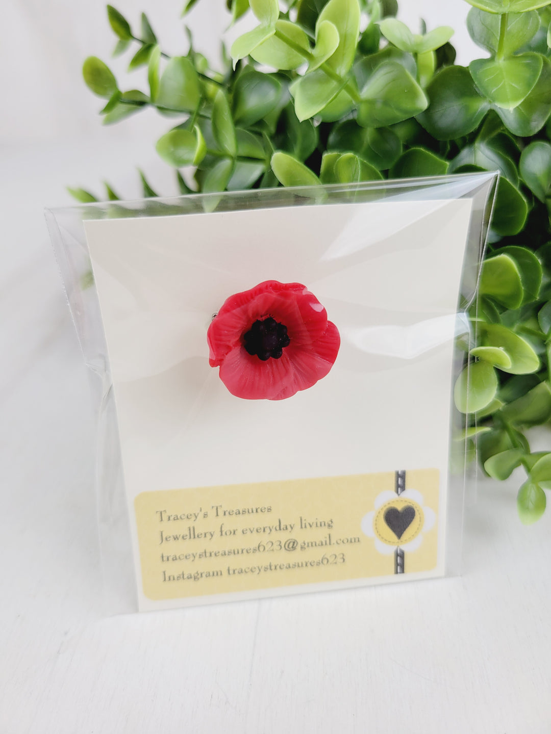 Tracey's Treasures, Red Flower Collection