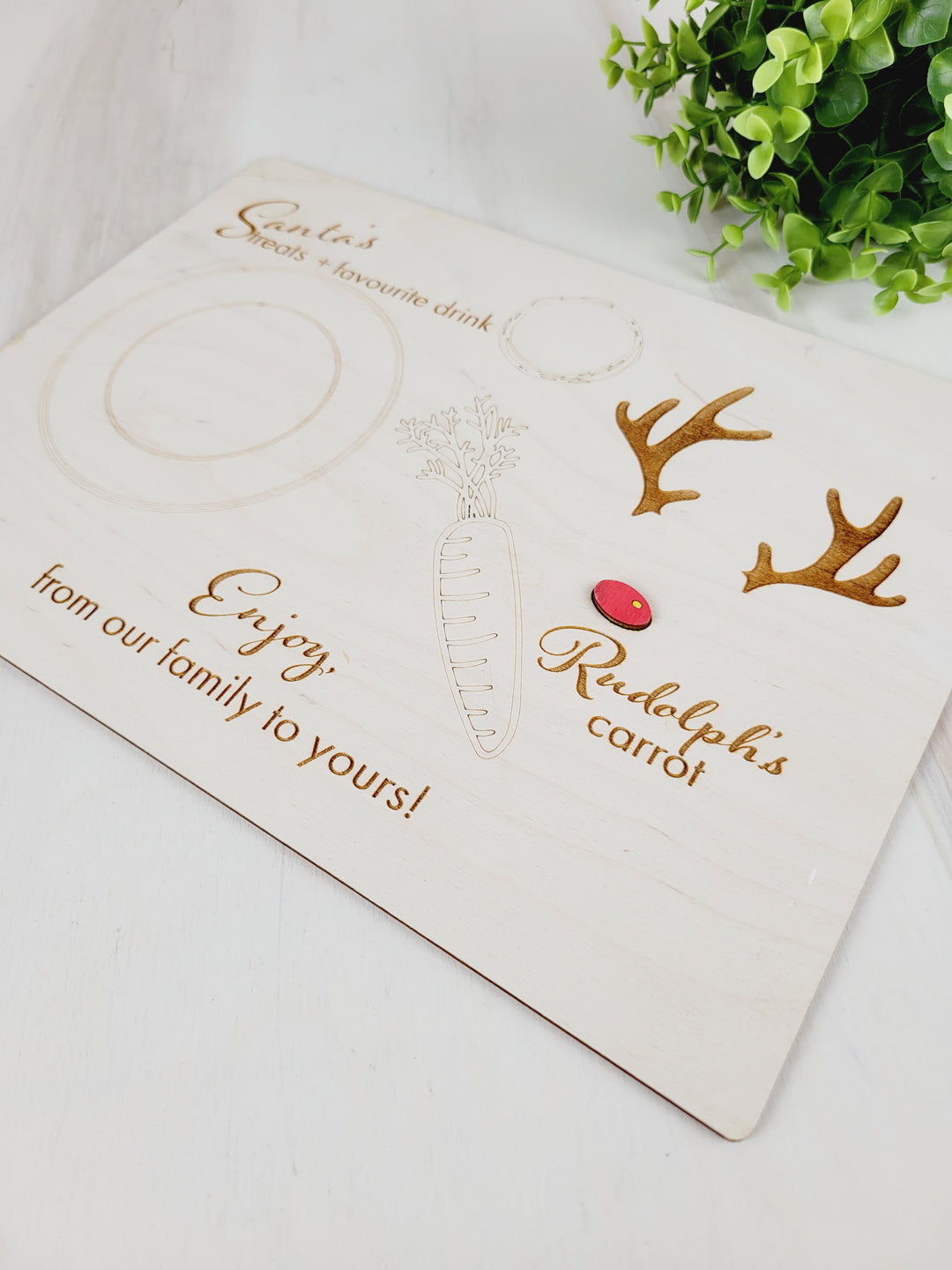 Rough Cut Dezigns, Wooden Engraved Santa Food Tray