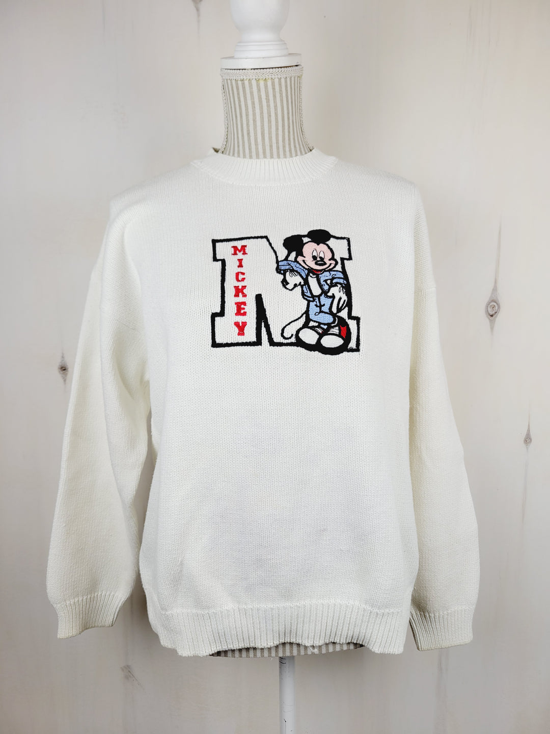 MICKEY & CO. WHITE SWEATER LADIES MEDIUM PRE-LOVED