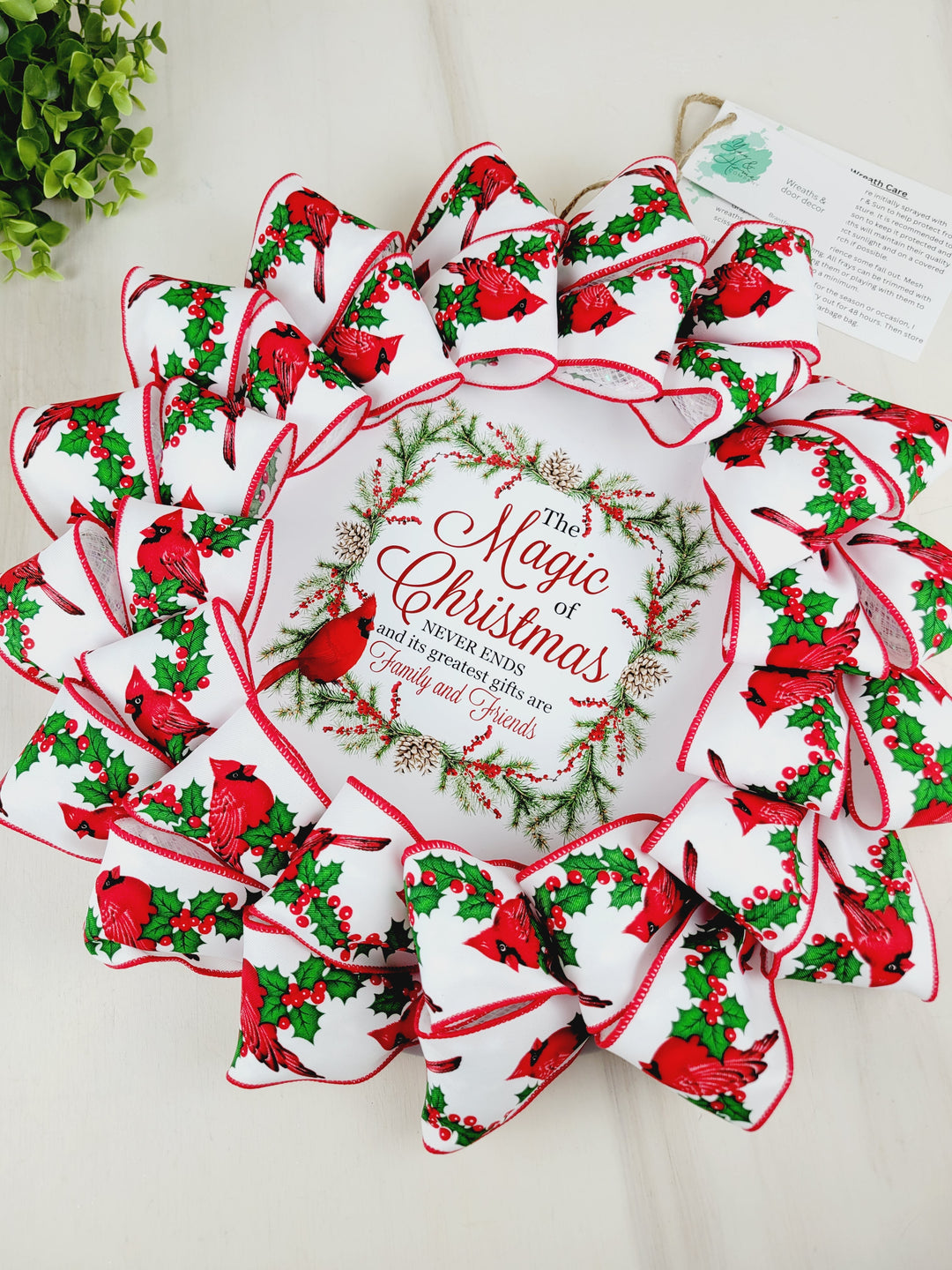 You & Home, Magic of Christmas Wreath