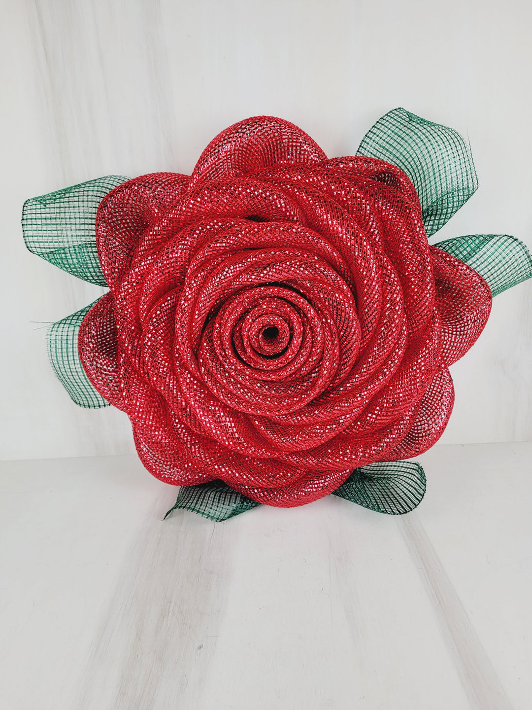 You & Home, Red Rose Wreath