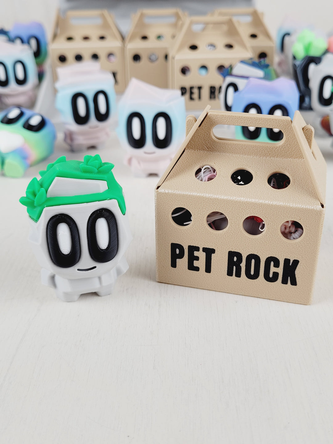 Marlin Fine Craft 3D, Mystery Collectible Pet Rocks