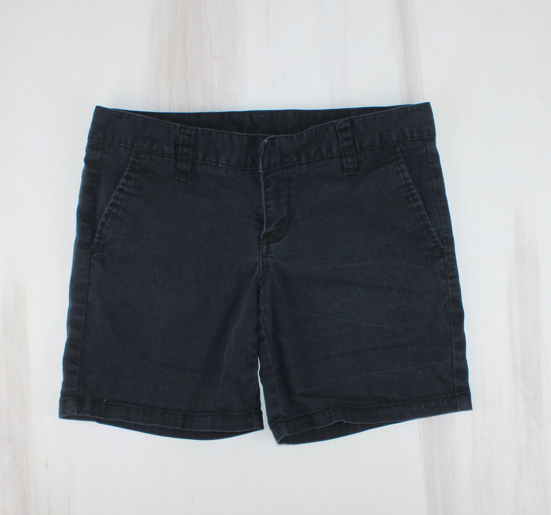 HURLEY BLACK SHORTS LADIES SIZE 7 PRE-LOVED