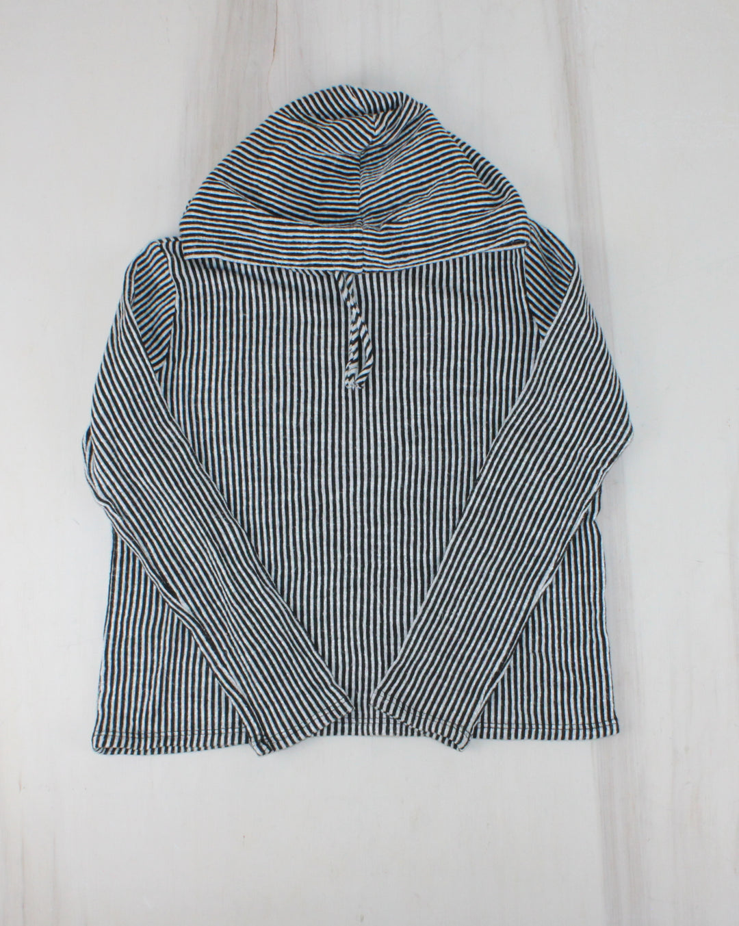 CAUTION TO THE WIND STRIPED HOODED TOP APPROX 5/6Y PRE-LOVED