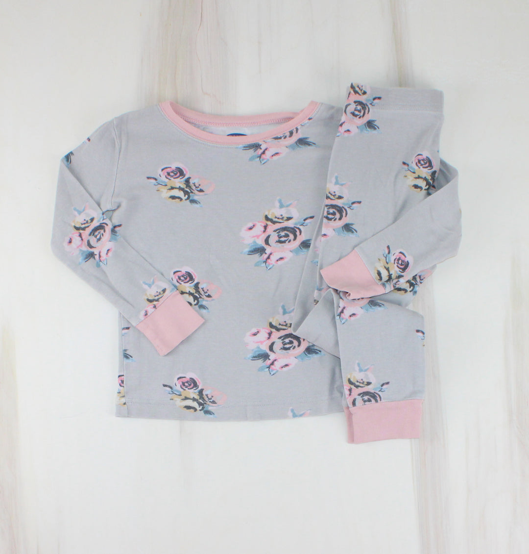 OLD NAVY FLORAL PYJAMAS 5Y PRE-LOVED